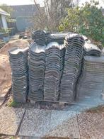 Stapel dakpannen, Ophalen, Gebruikt, Steen of Klei, 5 tot 10 m²