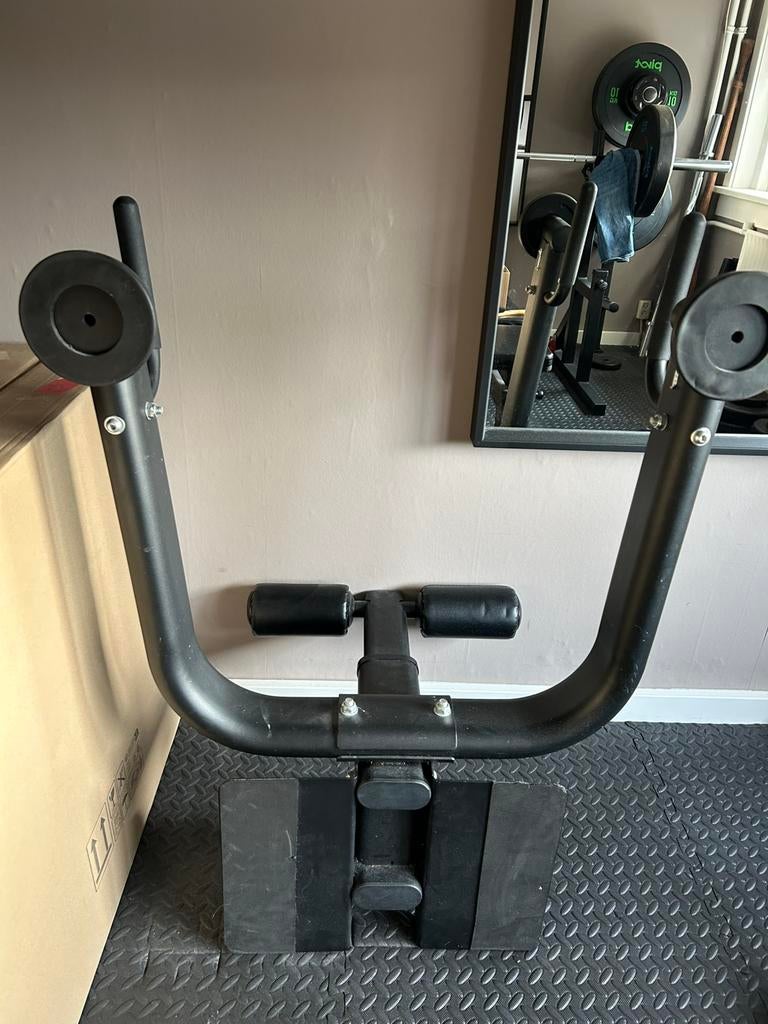 Sissy squat, Ophalen, Gebruikt, Krachtstation