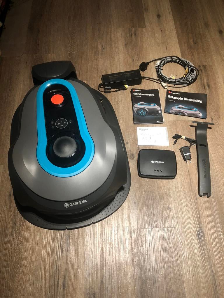 Gardena Sileno Free 600 draadloze robotmaaier met garage, Tuin en Terras, Grasmaaiers, -, -, Nieuw, Ophalen of Verzenden