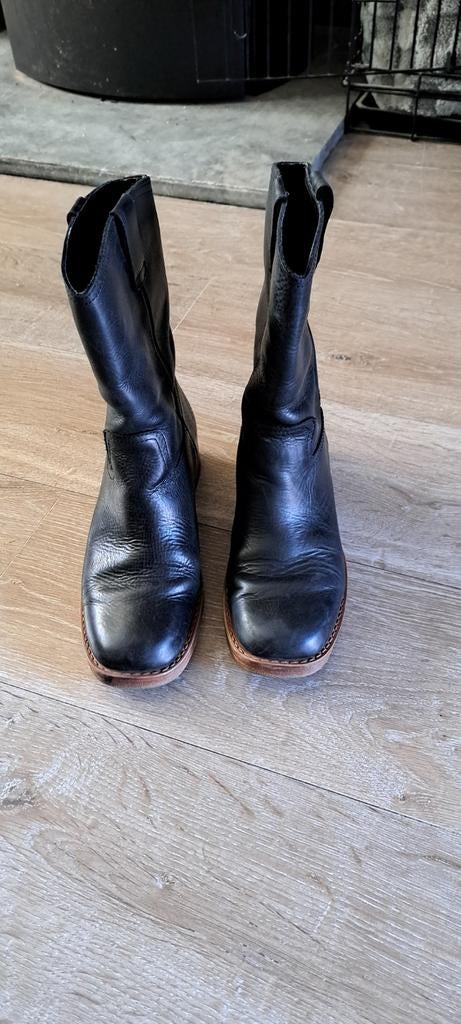 Springyard Classic Laarzen Zwart Maat 39 - Zo goed als nieuw, Kleding | Dames, Zwart, Lage of Enkellaarzen, Ophalen of Verzenden