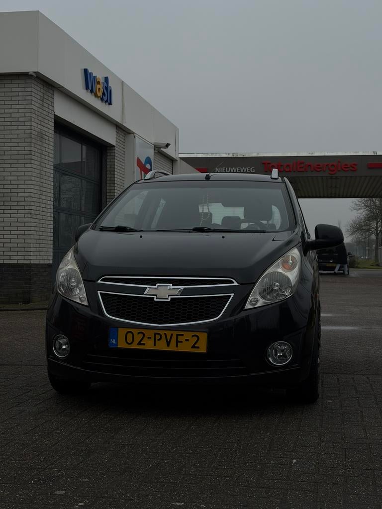 Chevrolet Spark 1.0 Bifuel 2011 Zwart, 15 km/l, 37 €/maand, 4 cilinders, Zwart