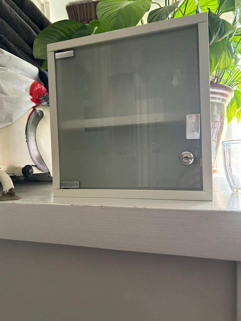 Medicijn kastje, Ophalen, Minder dan 50 cm, Overige typen, Zo goed als nieuw