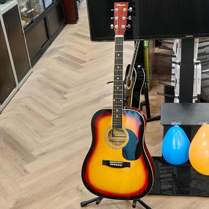 C.Giant Akoestische Gitaar - In Goede Staat, Muziek en Instrumenten, Versterkers | Bas en Gitaar, Gebruikt