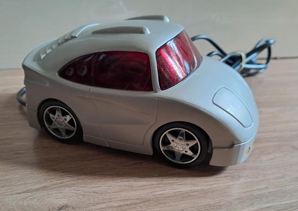 Leuke Digitale Wekker Auto Model, Ophalen of Verzenden, Digitaal