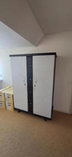 Gratis Vintage kast (1963), Antiek en Kunst, Antiek | Meubels | Kasten, Ophalen