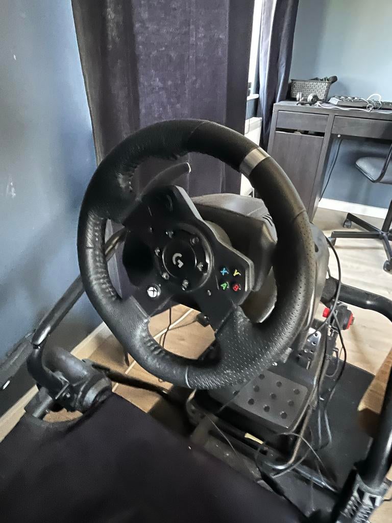 Logitech G920 racestuur + Shifter + Playseat, Spelcomputers en Games, Ophalen of Verzenden, Overige merken, Gebruikt
