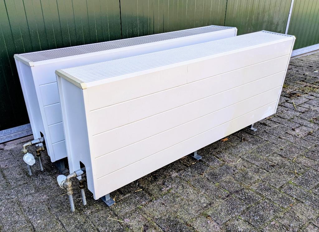 2 grote JAGA TEMPO, Ophalen, 30 tot 80 cm, Hoog rendement (Hr), Radiator