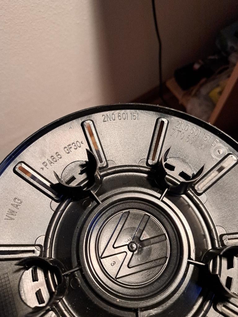 Wielnaafdop/kap VW 20cm (2stuks), Auto diversen, Ophalen of Verzenden, Gebruikt