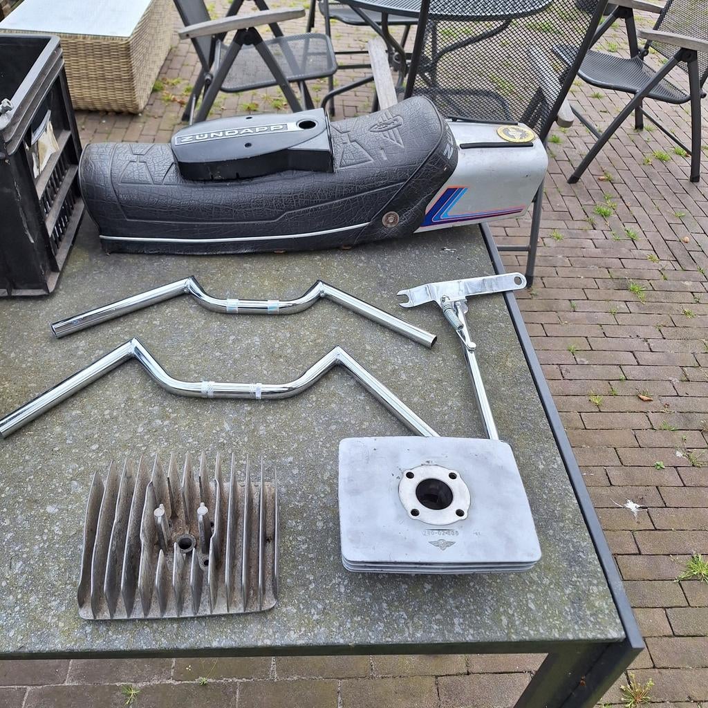 Zundapp onderdelen:M sturen, zijstandaard., Ophalen of Verzenden, Gebruikt, Frame