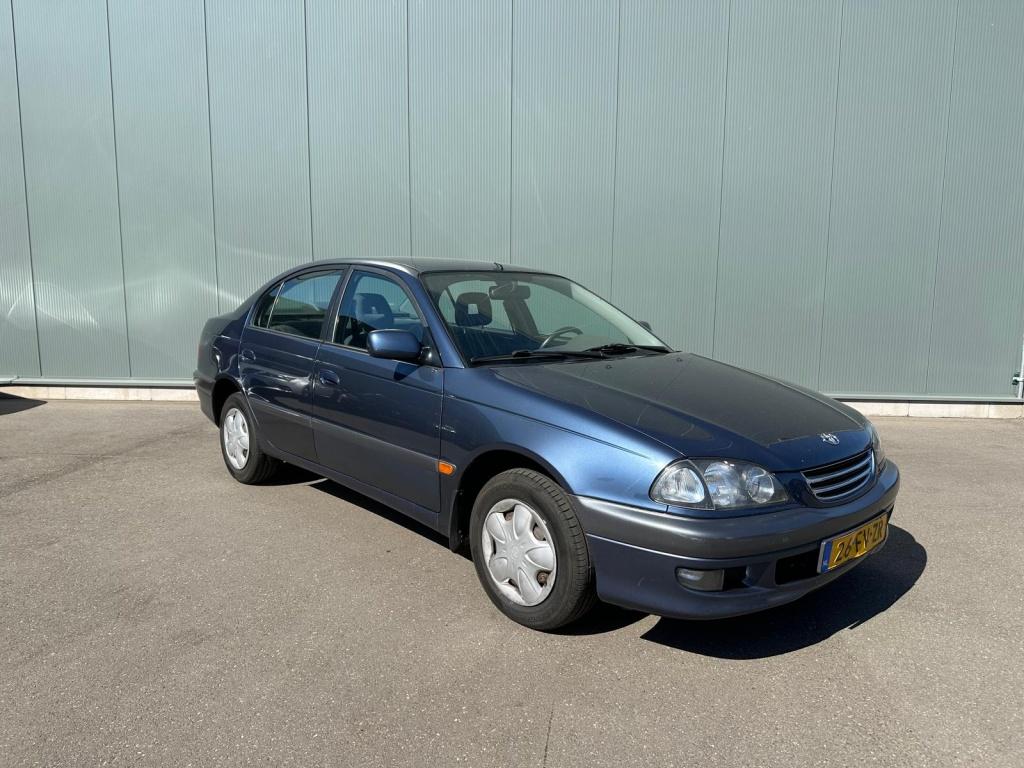 Toyota Avensis 1.6 Luna AIRCO | NAP ! (bj 2000), 13 km/l, Elektrische ramen, Blauw, Origineel Nederlands