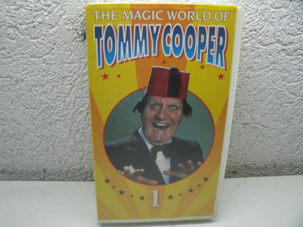 vhs 59b tommy cooper deel 1, Cd's en Dvd's, VHS | Film, Alle leeftijden, Ophalen of Verzenden, Gebruikt, Komedie