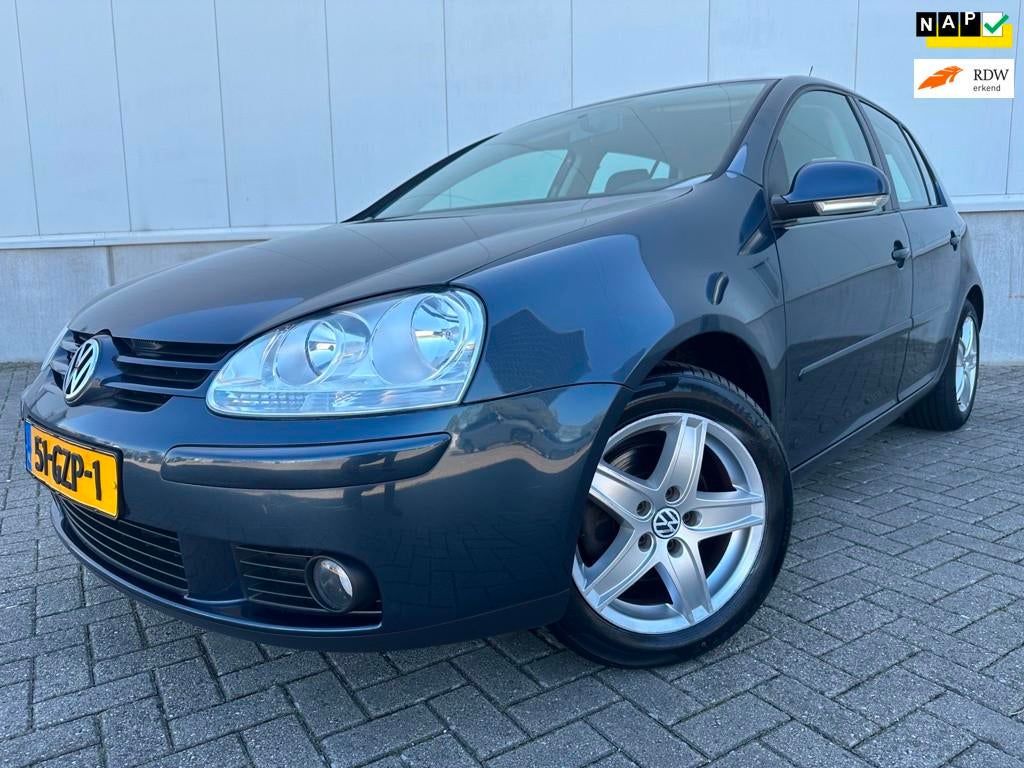 Volkswagen Golf 1.4 TSI Trendline 1e eigenaar NL auto....., Auto's, Voorwielaandrijving, Stof, Gebruikt, Zwart