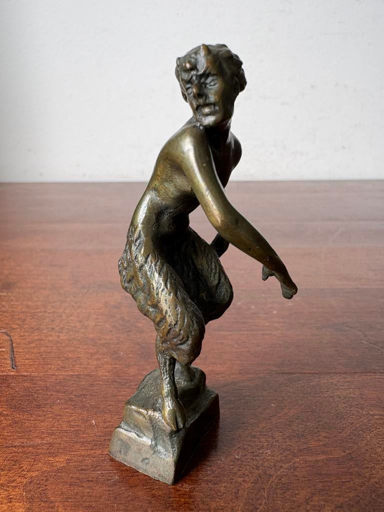 Beeldje metaal satyr de bosduivel met bokken poten, Verzamelen, Ophalen of Verzenden, Gebruikt, Fantasy