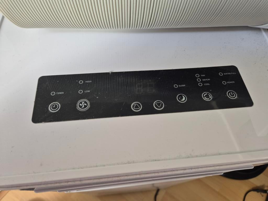 Mobiele airco met afvoerslang, Witgoed en Apparatuur, Ophalen, Gebruikt, Minder dan 60 m³, Timer