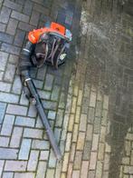 Husqvarna 350BT Ruggedragen Bladblazer, Tuin en Terras, Bladblazers, Ophalen, Gebruikt, Benzine, Ruggedragen
