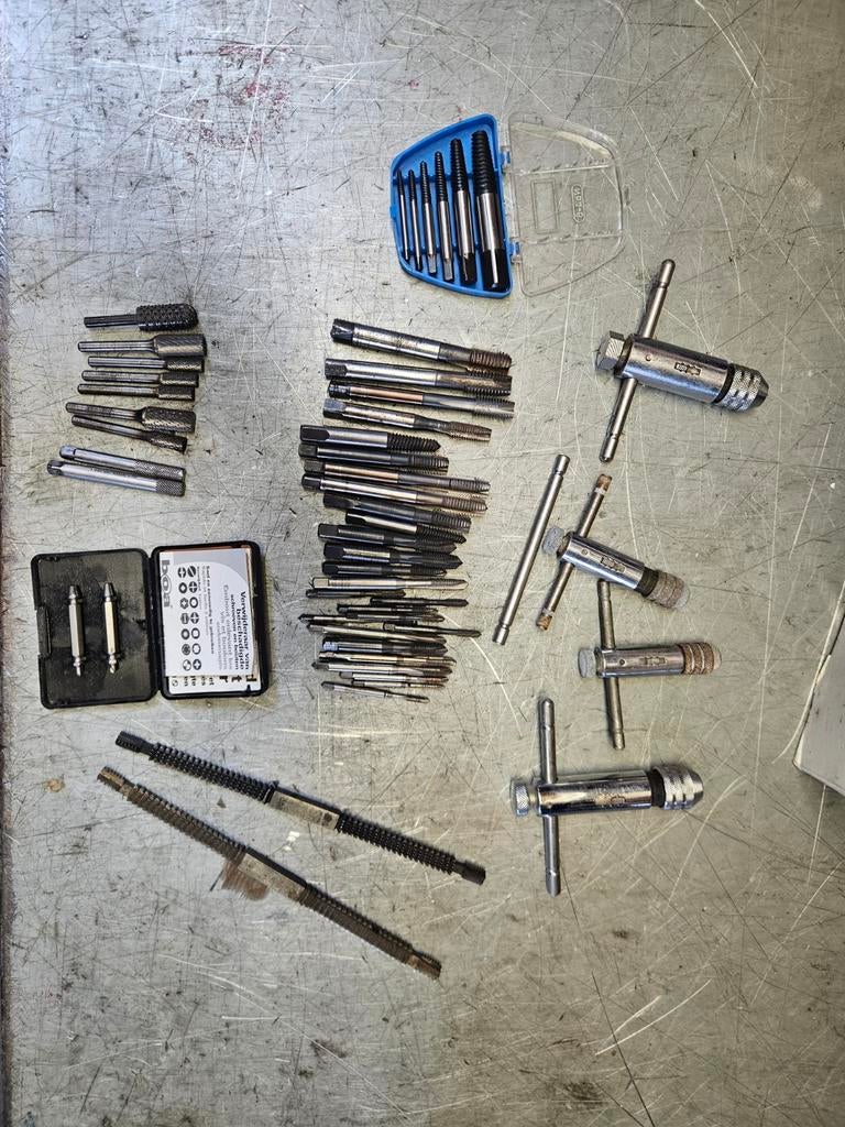 Grote set tappen, snijplaten en taphouders, Ophalen of Verzenden, Gebruikt