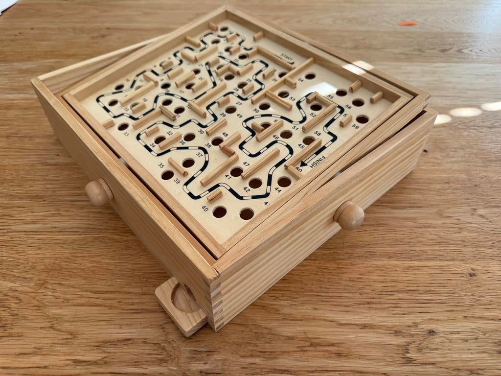 Houten speelgoed - doolhof, Kinderen en Baby's, Speelgoed | Houten speelgoed, Ophalen of Verzenden, Zo goed als nieuw