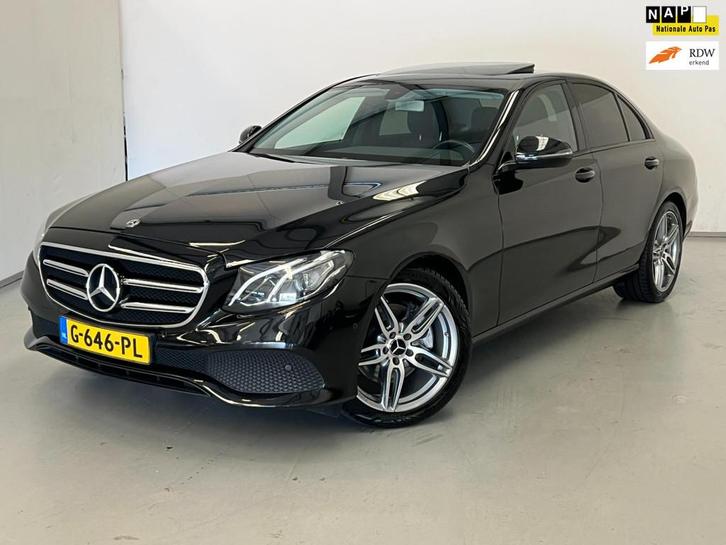 Mercedes-Benz E-klasse 220d / 19" AMG / BTW / Schuifdak / Gr, Auto's, Mercedes-Benz, Bedrijf, Te koop, E-Klasse, ABS, Achteruitrijcamera
