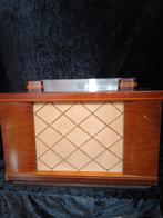 Oude Philips Radio - Werking Onbekend - Decoratie/Onderdelen, Audio, Tv en Foto, Radio's, Ophalen of Verzenden, Niet werkend, Radio