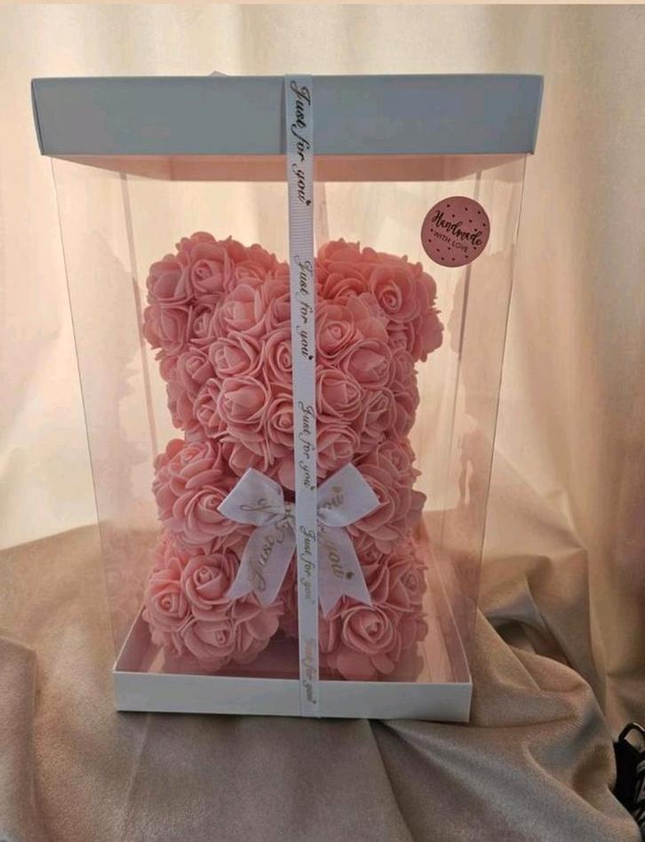 Rozenbeertje gemaakt van zalm roze foam roosjes

24 cm

Nieu, Kinderen en Baby's, Speelgoed | Knuffels en Pluche, Nieuw, Overige typen