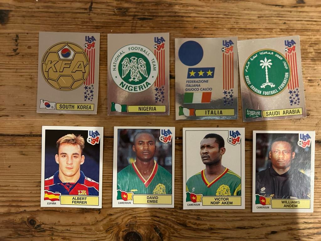 8 Panini WK94 voetbalplaatjes (paars), Hobby en Vrije tijd, Stickers en Plaatjes, Ophalen of Verzenden, Gebruikt, Meerdere plaatjes