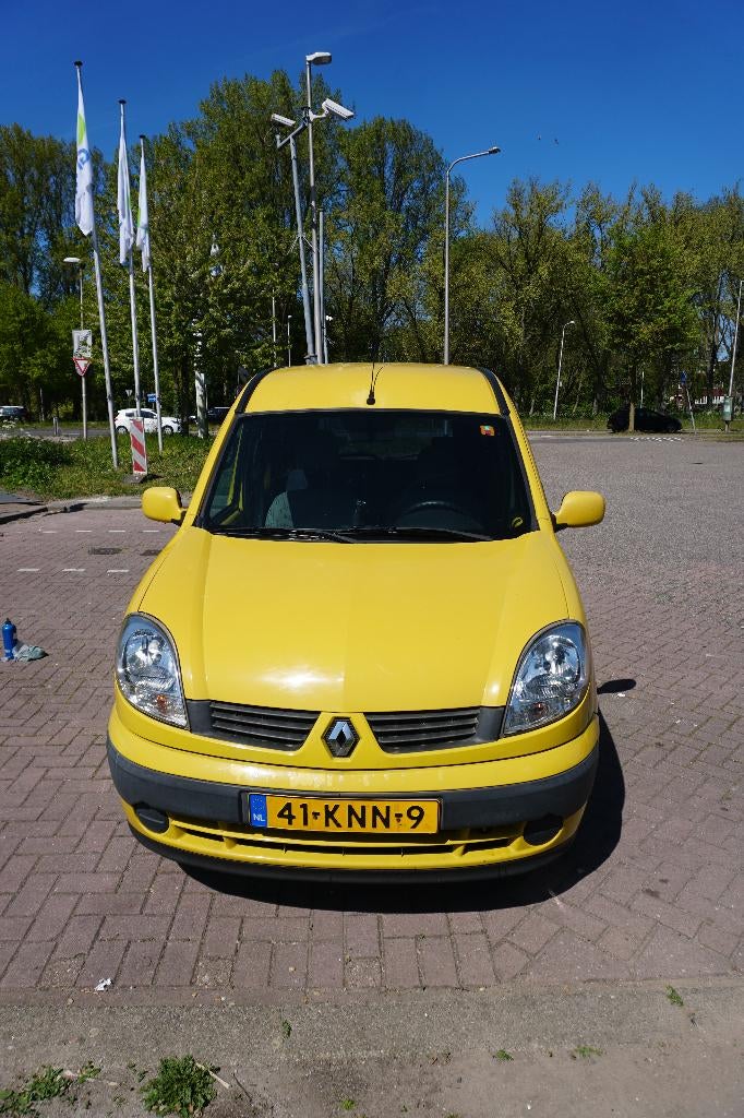 Renault Kangoo 1.6 16V 70KW 2006 Geel, Auto's, Renault, 49 €/maand, Geel, Handgeschakeld, Kangoo