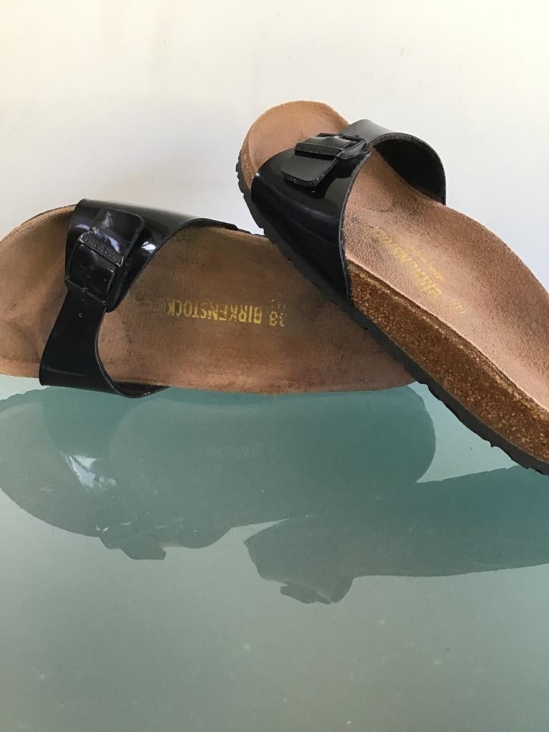 Birkenstock Madrid 38 | zwart | Gratis verzenden, Slippers, Verzenden, Zwart, Zo goed als nieuw