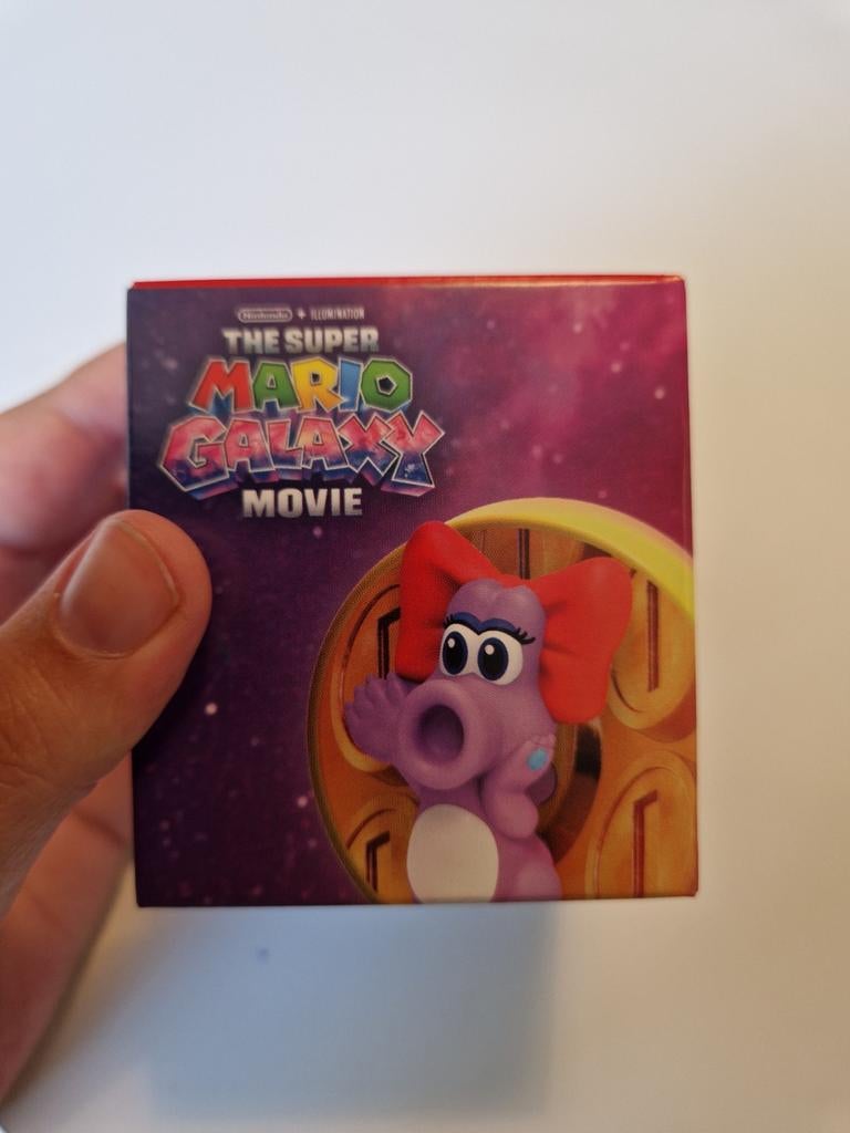 Mario galaxy mcdonalds Roze Yoshi Ruilen, Ophalen of Verzenden, Nieuw