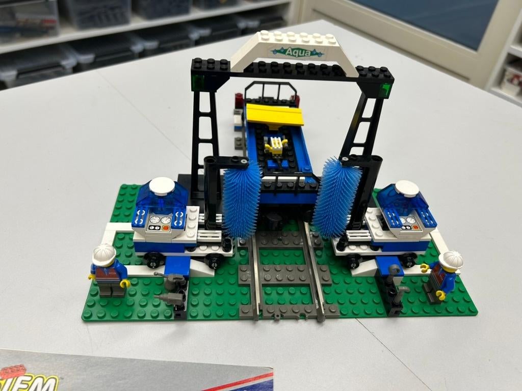 SB2531 Lego trein 4553 9v compleet + boekje, Kinderen en Baby's, Speelgoed | Duplo en Lego, Ophalen of Verzenden, Zo goed als nieuw