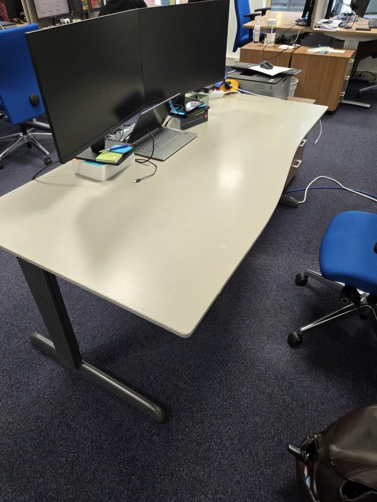 Bureau met stoelen - Ideaal voor thuiskantoor of kantoor, Huis en Inrichting, Bureaus, Gebruikt, Overige typen, Overige merken