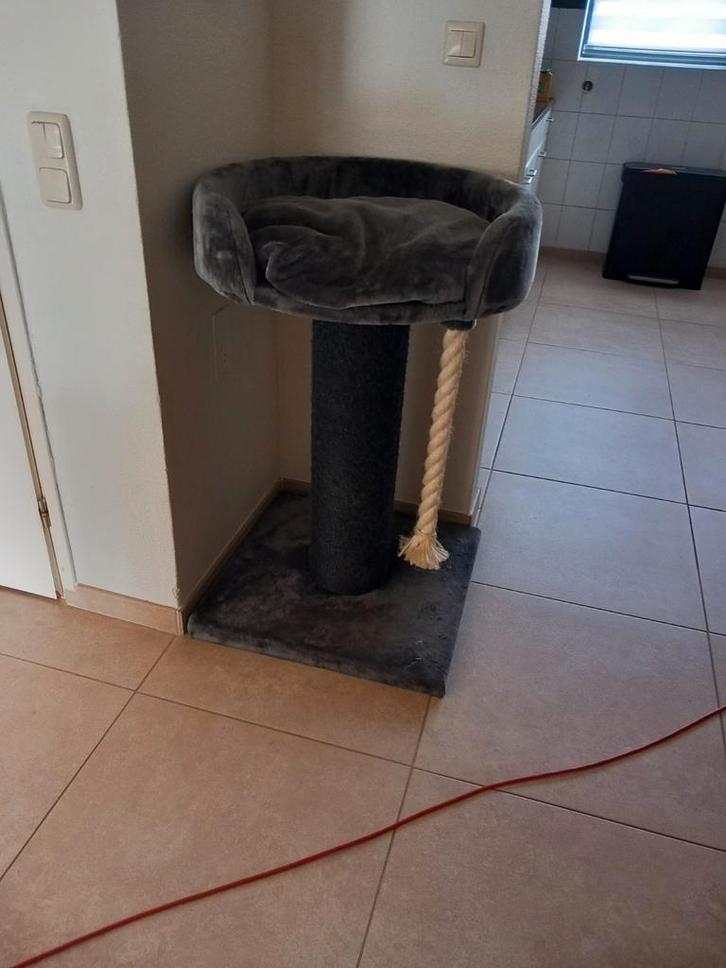 Mooie krabpaal blackline van het merk RHR Quality, Dieren en Toebehoren, Krabmeubelen, Zo goed als nieuw, Krabpaal, Ophalen of Verzenden