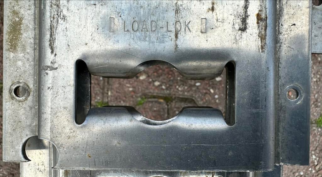 Load-Lok bindrails voor ladingzekering, Ophalen, Gebruikt, Universele onderdelen
