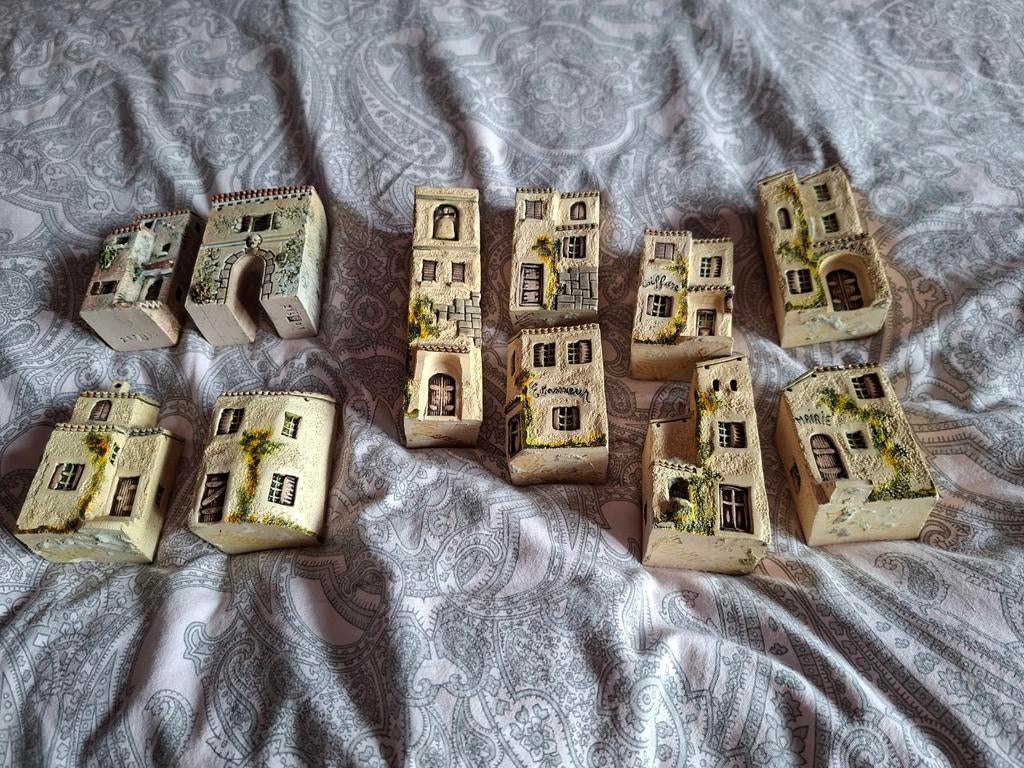 11 Franse miniatuur huisjes, Verzamelen, Beelden en Beeldjes, Ophalen of Verzenden