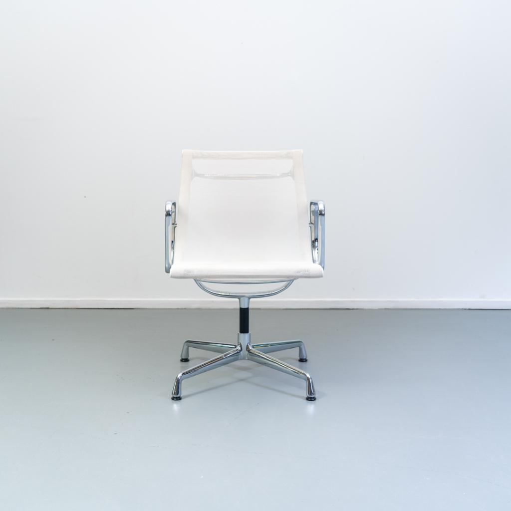 40 x Vitra Eames EA 107 Stoel Wit Netweave - Chroom, Niet ingevuld, Wit, Niet ingevuld, Ophalen of Verzenden