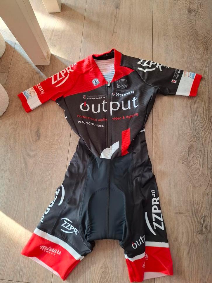 Bioracer aero pak nieuw maat 134/140  kinderen, Fietsen en Brommers, Fietsaccessoires | Fietskleding, Nieuw, Kinderen, Bovenkleding