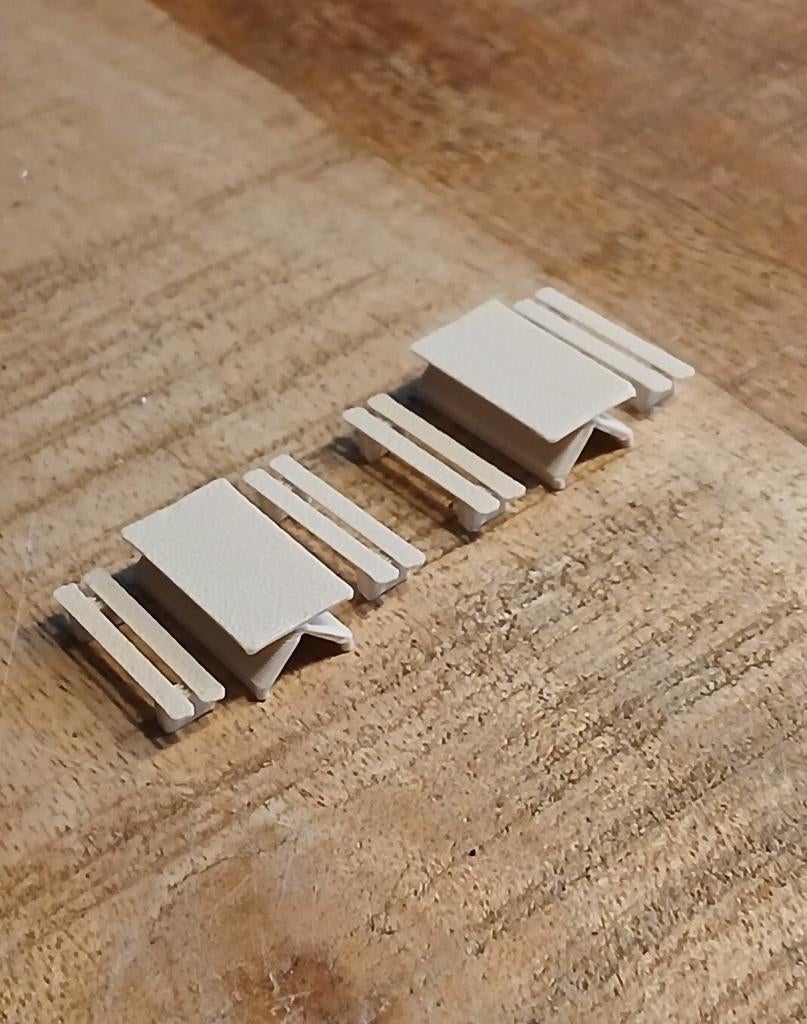 Picknicktafel met bankjes h0, Hobby en Vrije tijd, Modeltreinen | H0, Verzenden
