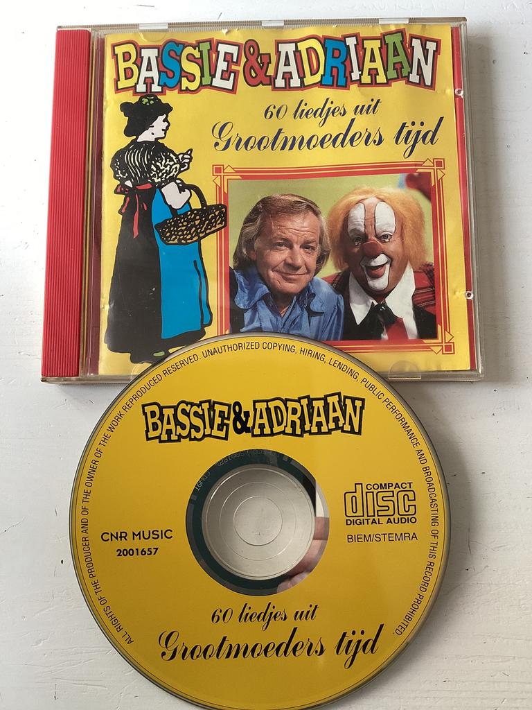 Bassie & Adriaan - 60 liedjes uit grootmoeders tijd, Verzenden, Zo goed als nieuw, Muziek
