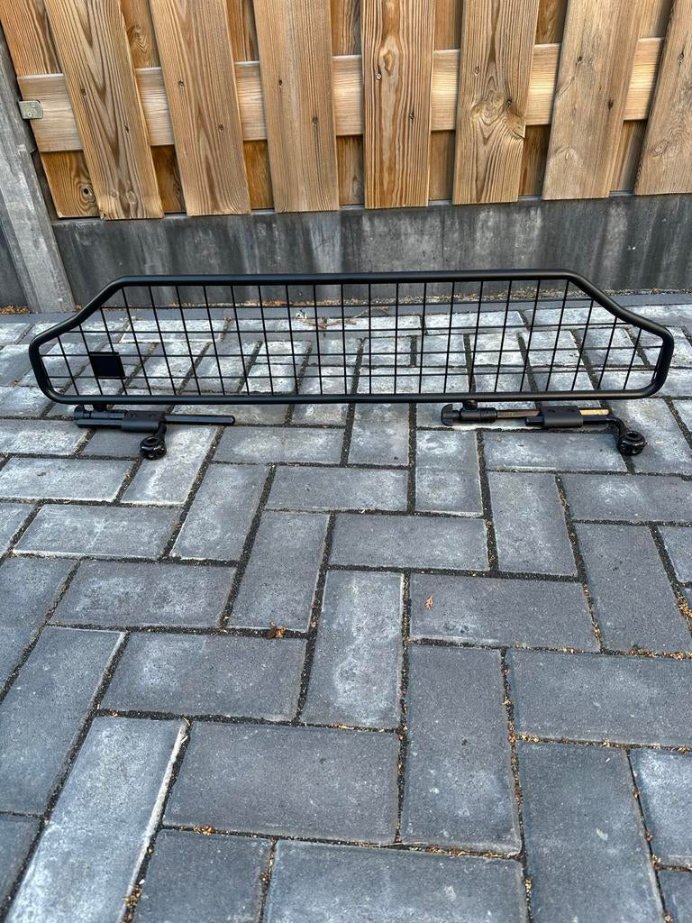 Hondenrek & Kofferbakmat Mercedes GLA 250e, Ophalen, Gebruikt