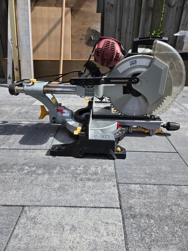 HBM Afkort en Verstekzaagmachine, Doe-het-zelf en Verbouw, Ophalen of Verzenden, 1200 watt of meer, Afkortzaag, 70 mm of meer