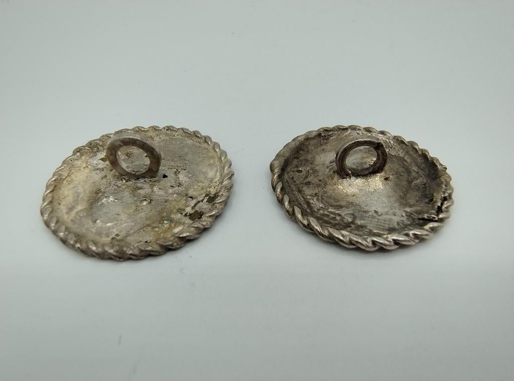 Zeldzame 18e eeuwse zilveren knopen Jozef met Potifars vrouw, Verzenden, Zilver