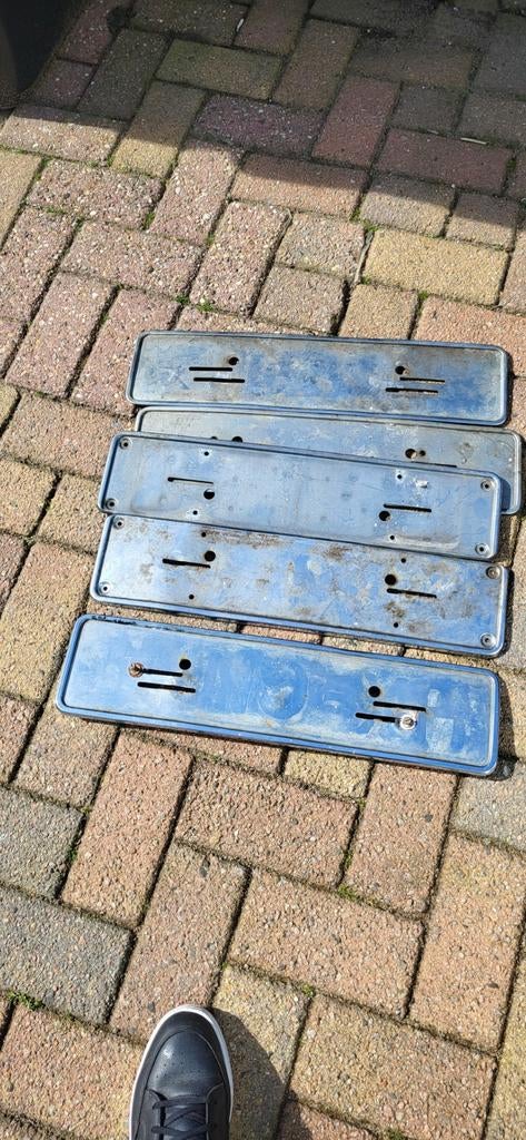 Kentekenplaathouders, Ophalen of Verzenden