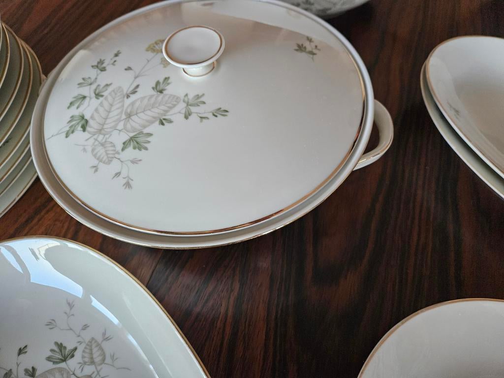 Vintage mooi servies, Ophalen