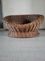 Rotan/rieten hondenmandje, Ophalen, Gebruikt, Riet