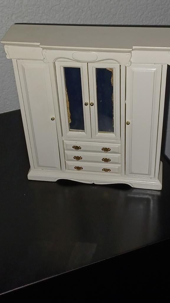 Euromini's kledingkast poppenhuis, Ophalen of Verzenden, Gebruikt, Poppenhuis