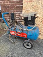 Airbrush set met compressor - Iwata HP-C + Airpress H220, Doe-het-zelf en Verbouw, Compressors, Ophalen, Gebruikt