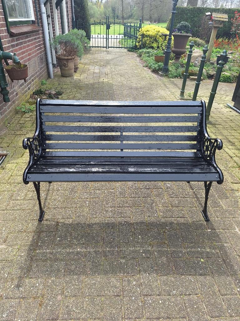Tuinbank met Gietijzeren onderstel, Tuin en Terras, Ophalen, Zo goed als nieuw, Metaal