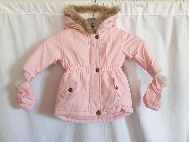 Leuke roze winterjas, nepbontgevoerd. Mt 68, Kinderen en Baby's, Babykleding | Maat 68, Zo goed als nieuw, Meisje, Jasje, Ophalen of Verzenden