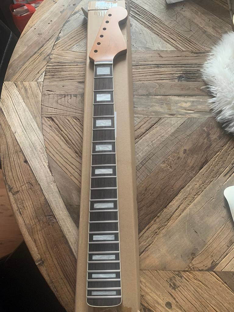 Jazzmaster /strat Hals block inlay nitro satin Roasted” wenf, Muziek en Instrumenten, Instrumenten | Onderdelen, Geen, Nieuw, Ophalen of Verzenden