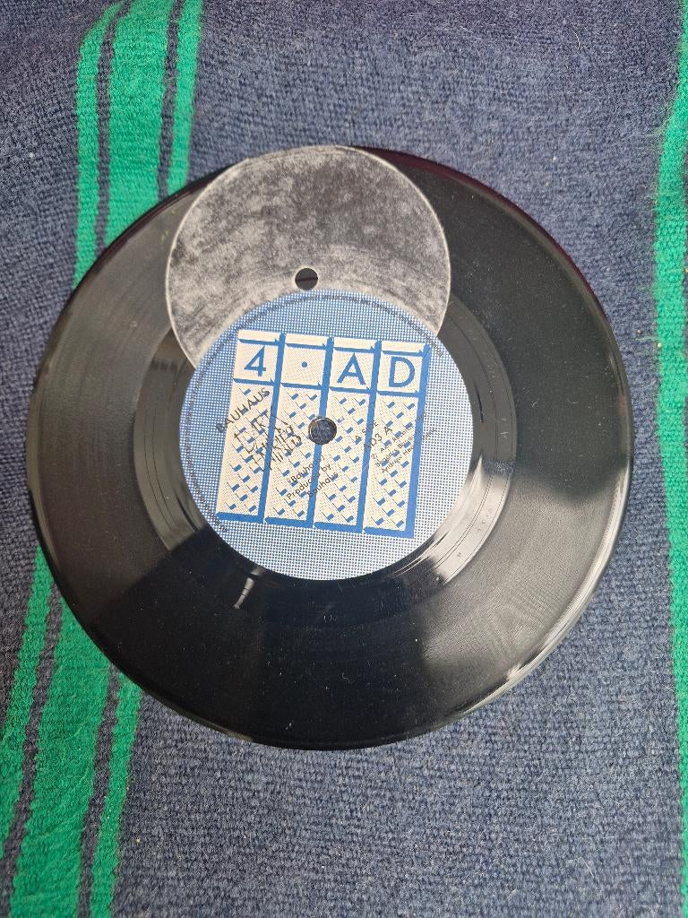 Bauhaus - Dark entries (promotiesingle), 7 inch, Ophalen of Verzenden, Zo goed als nieuw, Rock en Metal
