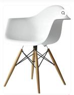 Kunststof kuipstoel, nav vitra, eames, Kunststof, Wit, Ophalen of Verzenden, Zo goed als nieuw